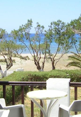 Hotel Boulis Kamares  ภายนอก รูปภาพ